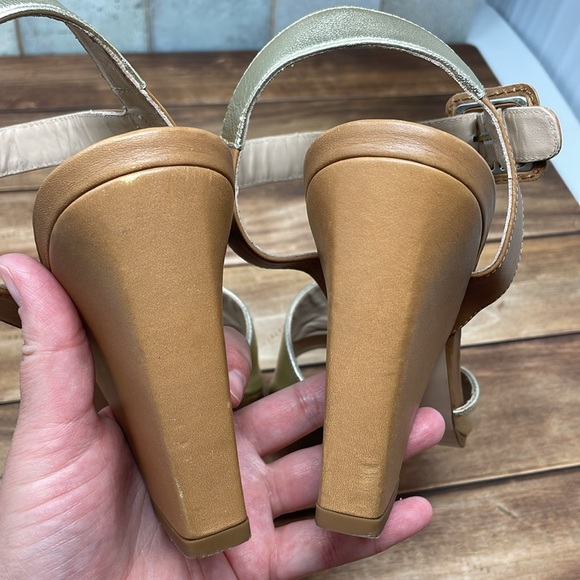 Stuart Weitzman Strappy Metallic Heels 10M S36 - Picture 5 of 8